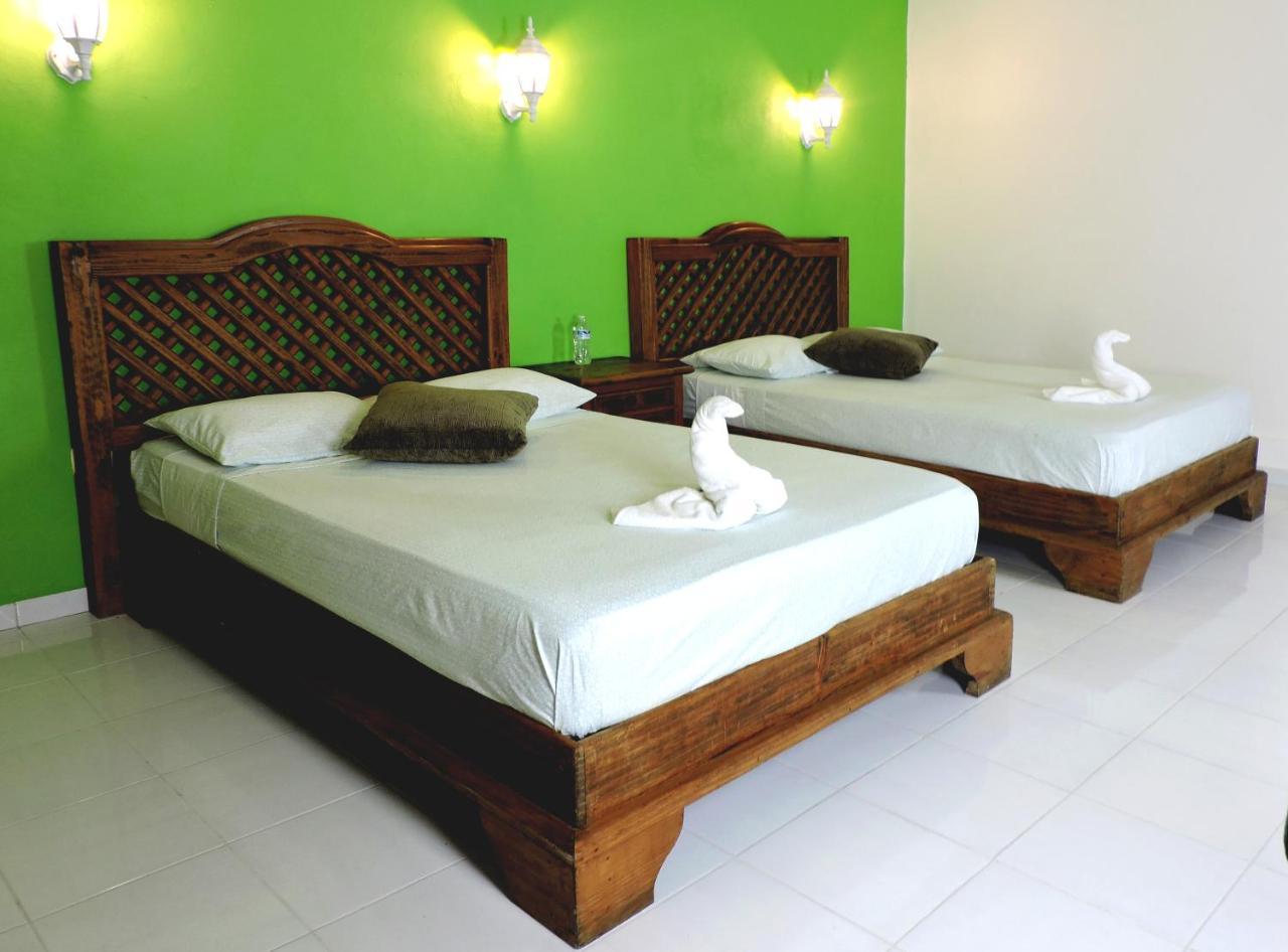 Hotel Valladolid Valladolid  Bagian luar foto