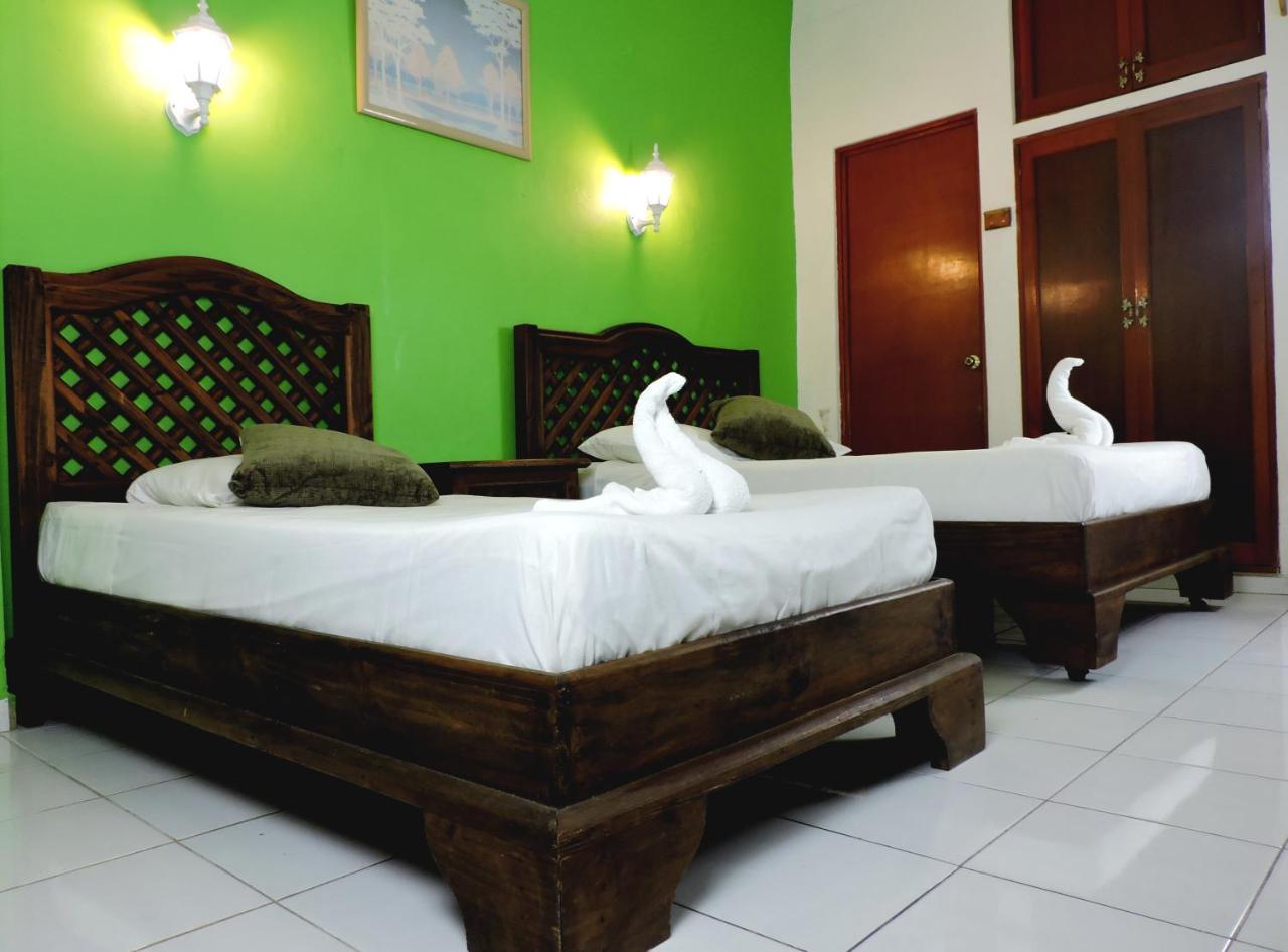 Hotel Valladolid Valladolid  Bagian luar foto