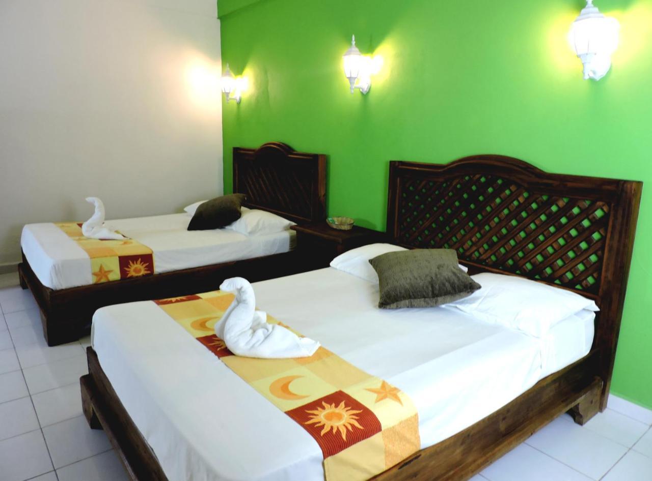Hotel Valladolid Valladolid  Bagian luar foto