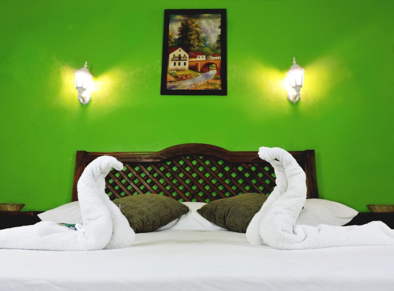 Hotel Valladolid Valladolid  Bagian luar foto